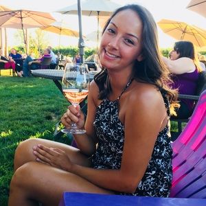 Meet your Posher, Bella